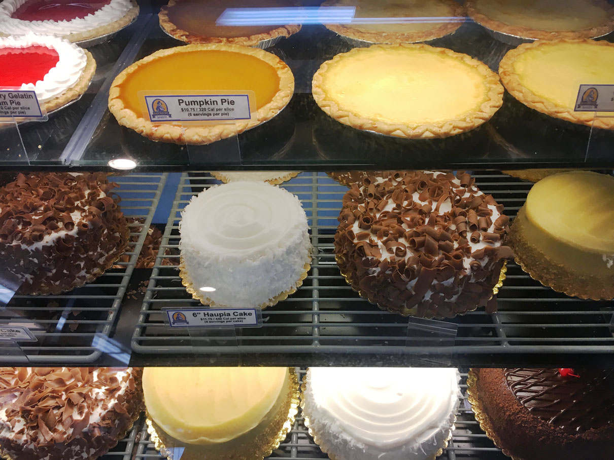 Beautiful pies and cakes at Zippy?s.